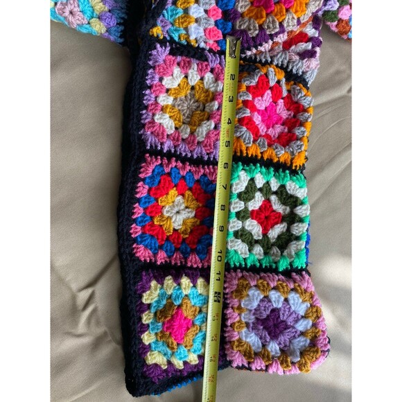 New granny square long cardigan with hood - Picture 9 of 9